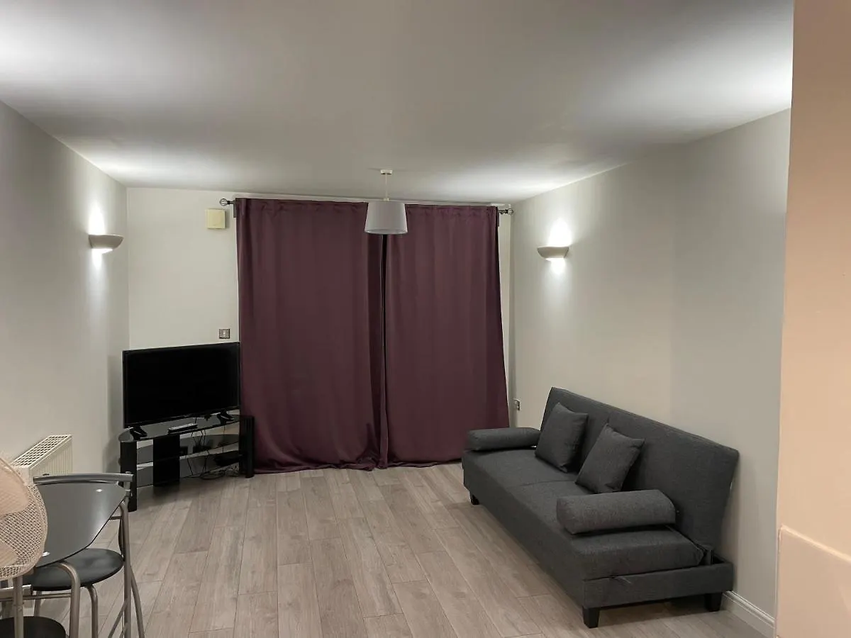31 Galleria Court Apartment London